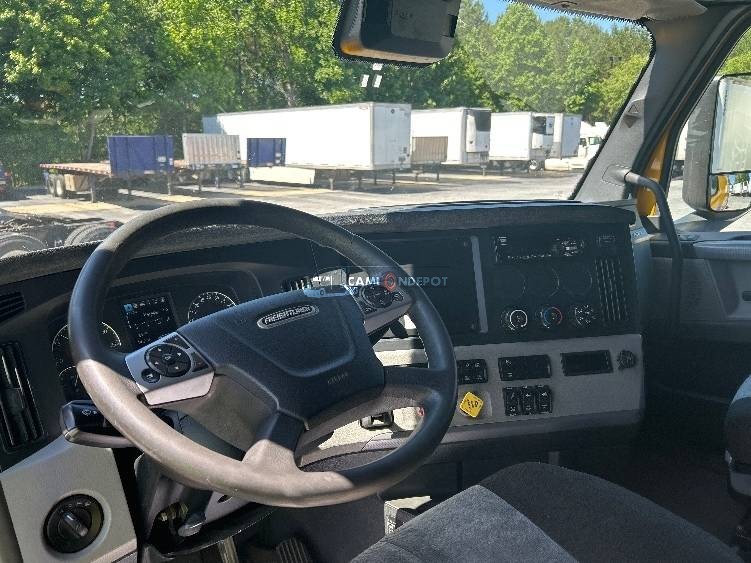 Truck Thumbnail 6