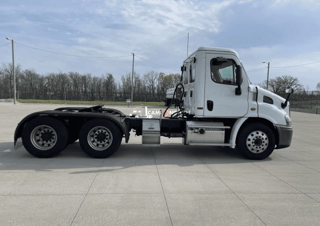 Truck Thumbnail 2