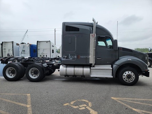 Truck Thumbnail 2