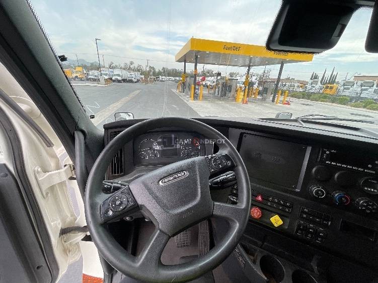 Truck Thumbnail 7