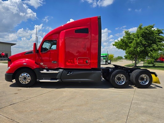 Truck Thumbnail 4