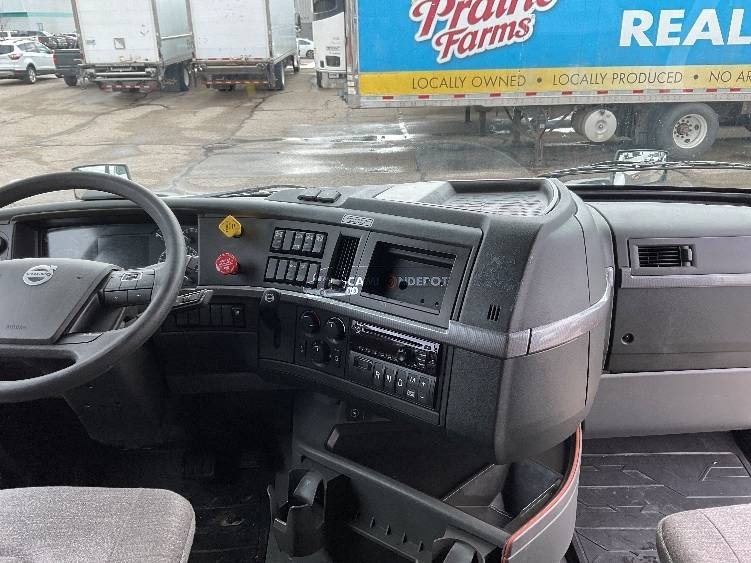 Truck Thumbnail 6
