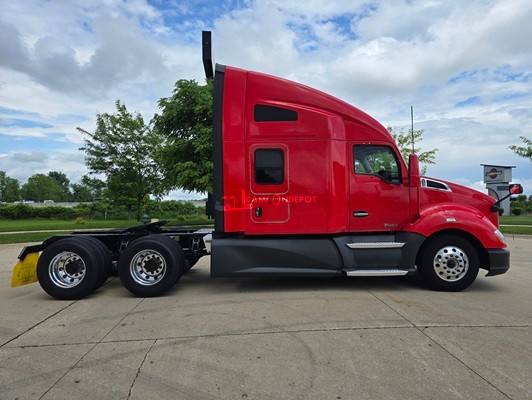 Truck Thumbnail 2