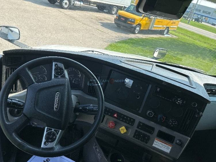 Truck Thumbnail 6