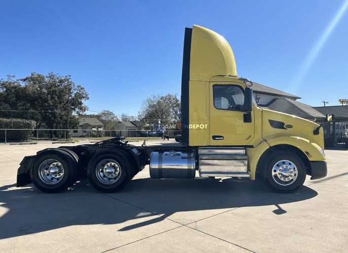 Truck Thumbnail 2