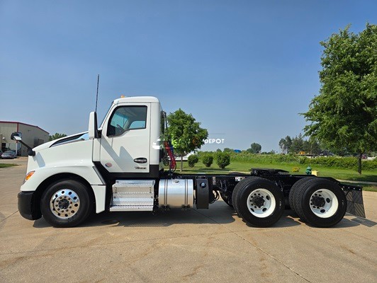 Truck Thumbnail 4