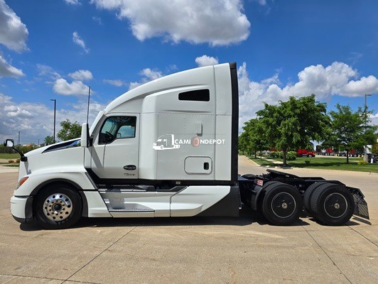 Truck Thumbnail 4
