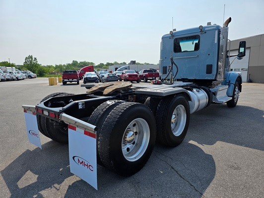 Truck Thumbnail 2
