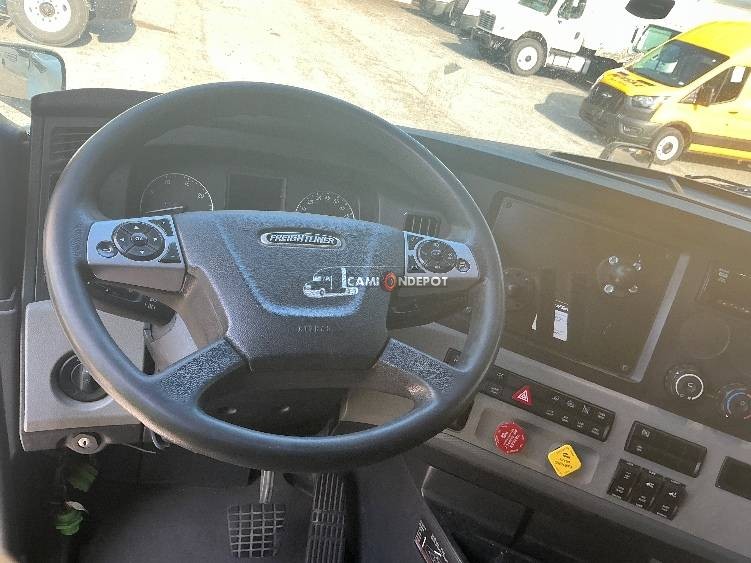 Truck Thumbnail 7