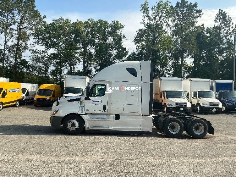 Truck Thumbnail 3