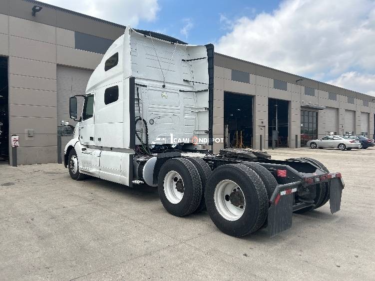 Truck Thumbnail 4