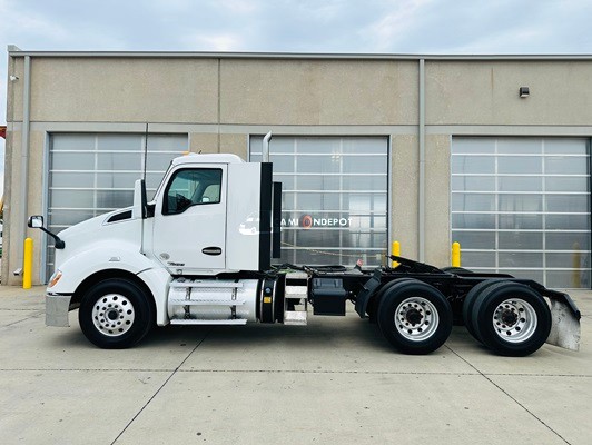 Truck Thumbnail 4