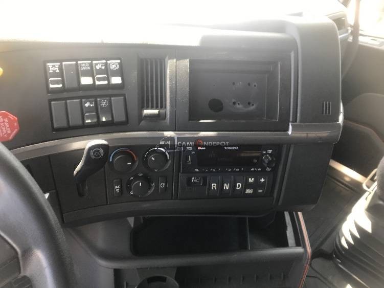 Truck Thumbnail 8