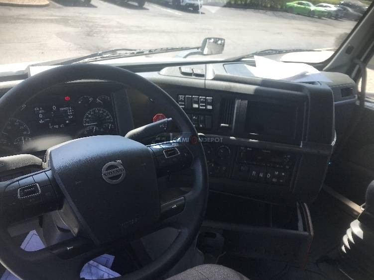Truck Thumbnail 7