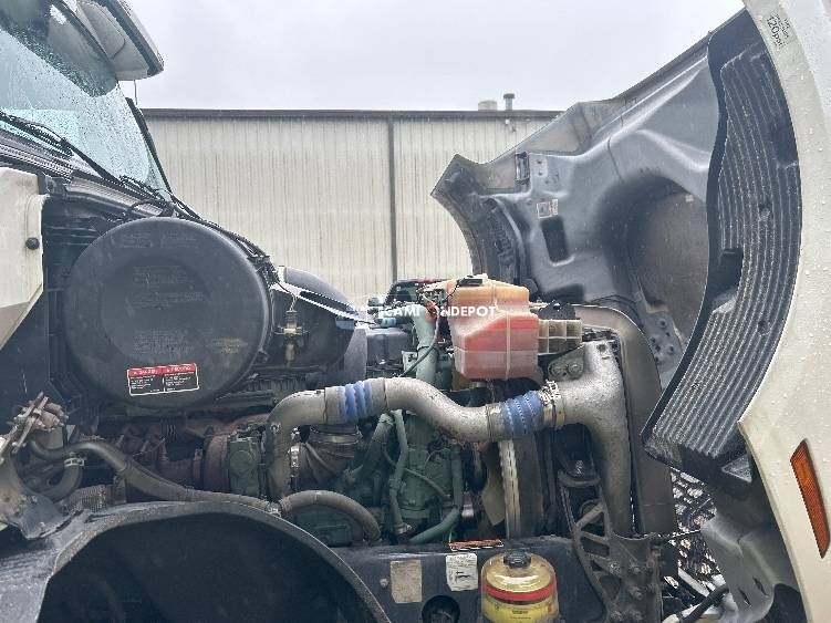 Truck Thumbnail 11