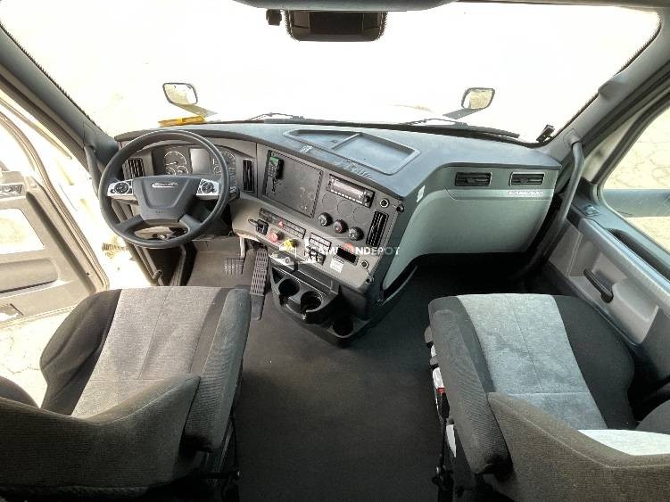 Truck Thumbnail 7