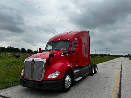 Truck Thumbnail 3