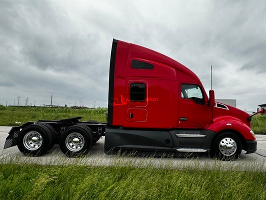 Truck Thumbnail 4