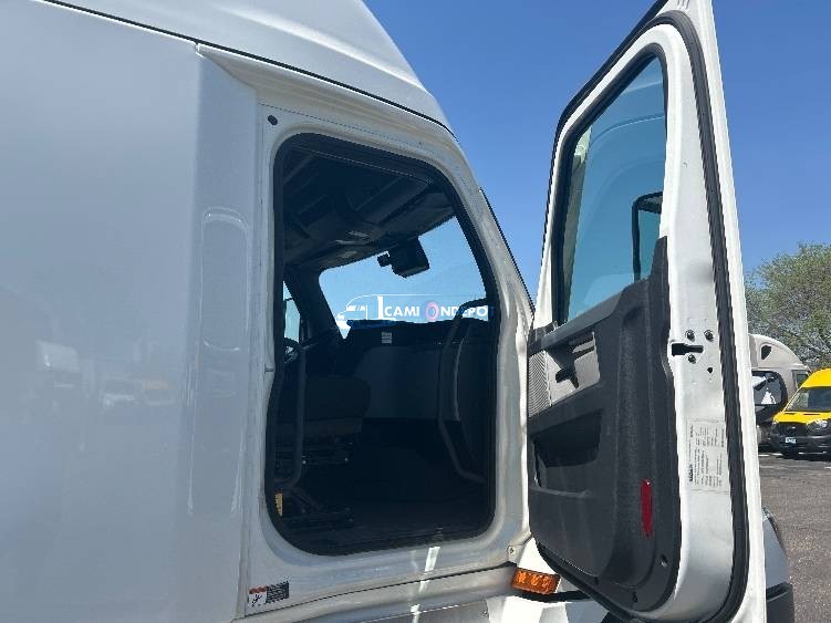 Truck Thumbnail 9