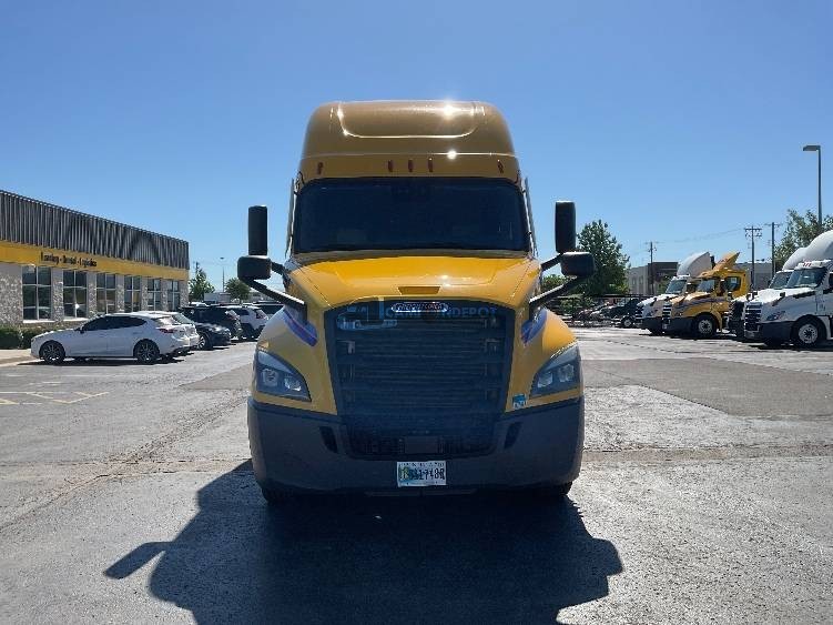 Truck Thumbnail 2