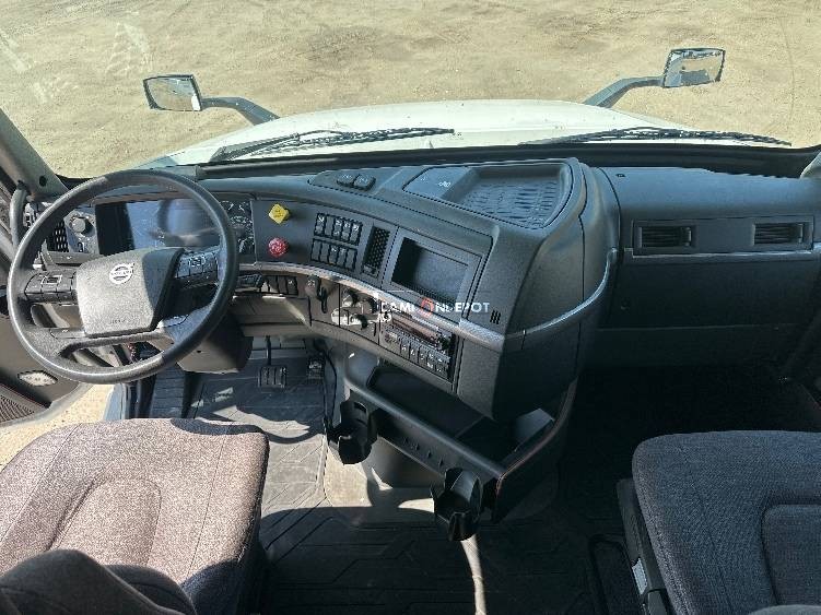 Truck Thumbnail 7