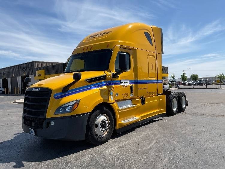 Truck Thumbnail 3