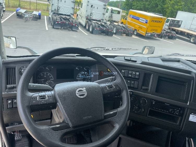 Truck Thumbnail 6