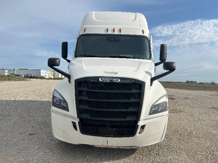 Truck Thumbnail 3