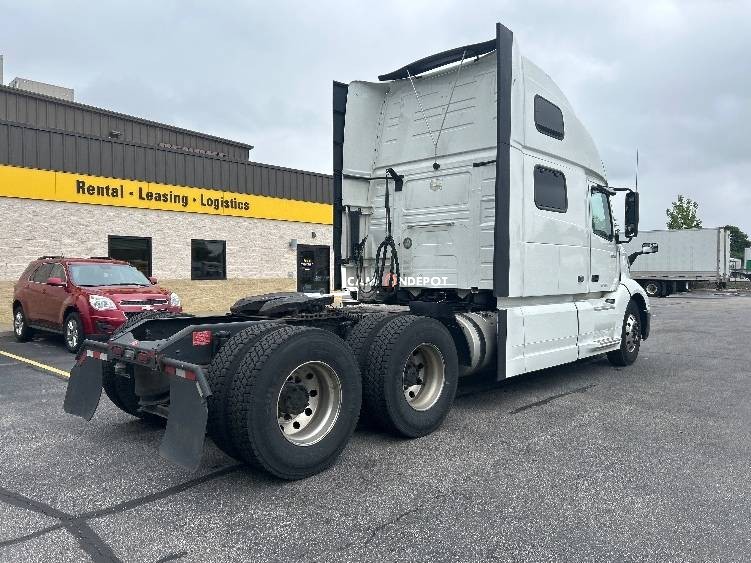 Truck Thumbnail 5