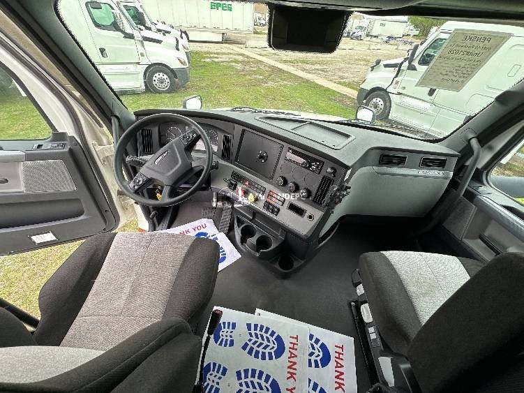 Truck Thumbnail 7