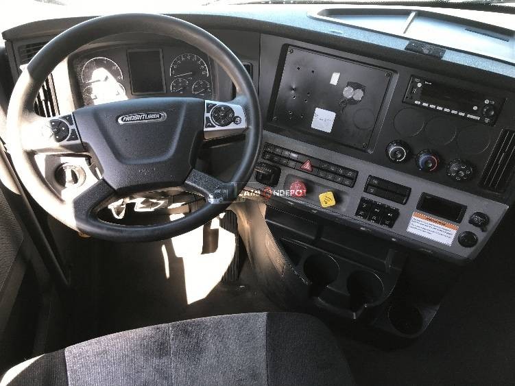 Truck Thumbnail 6