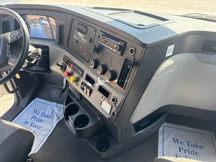 Truck Thumbnail 8