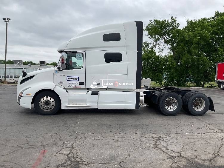 Truck Thumbnail 3