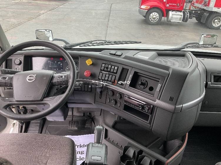 Truck Thumbnail 7