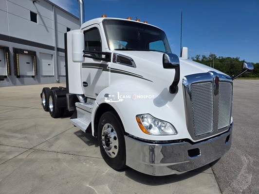 Truck Thumbnail 3