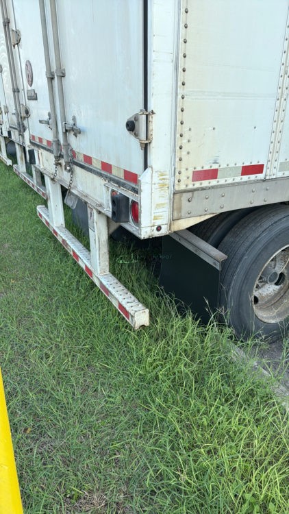 Truck Thumbnail 2