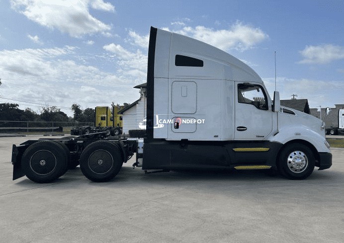 Truck Thumbnail 2