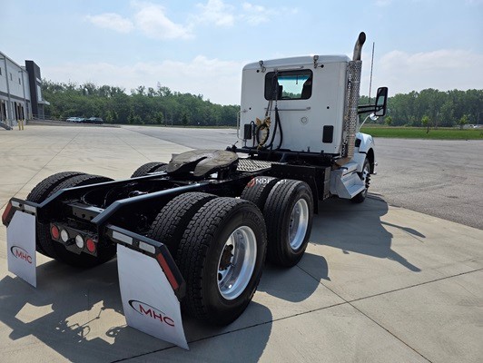 Truck Thumbnail 2