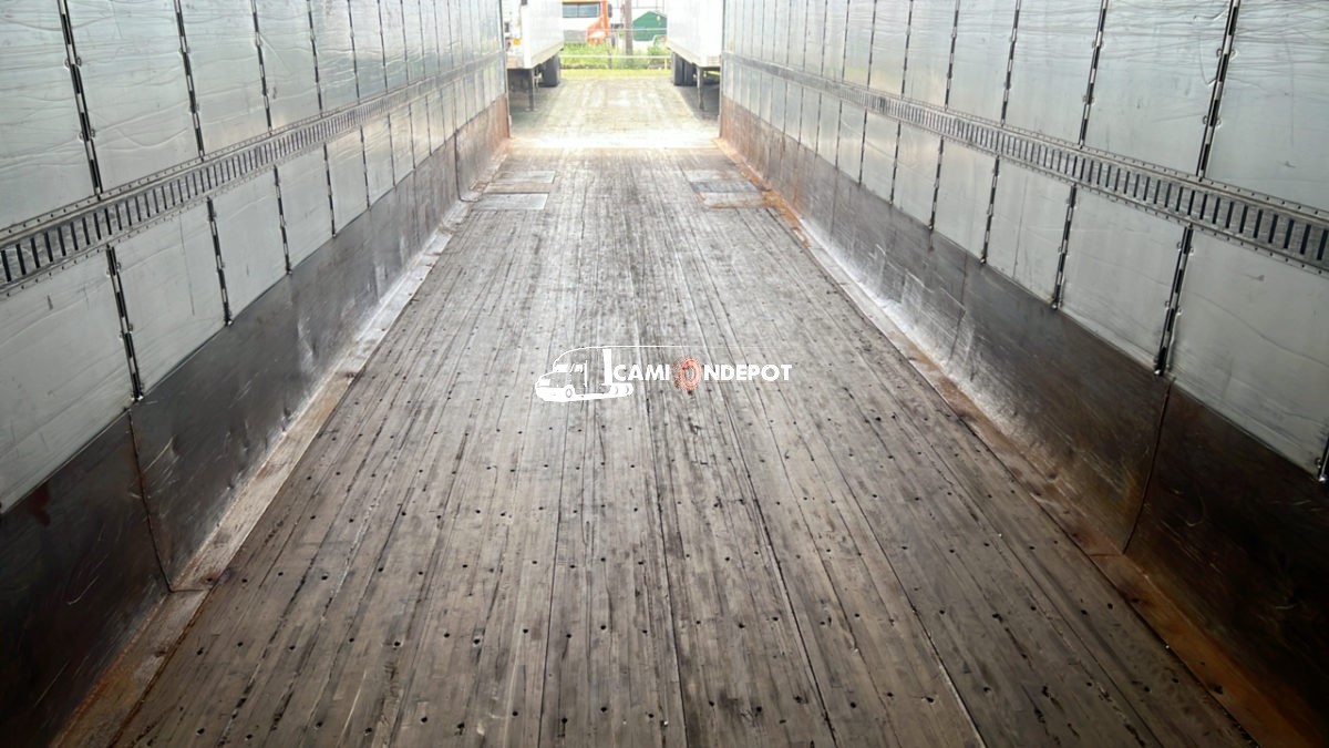 Truck Thumbnail 3