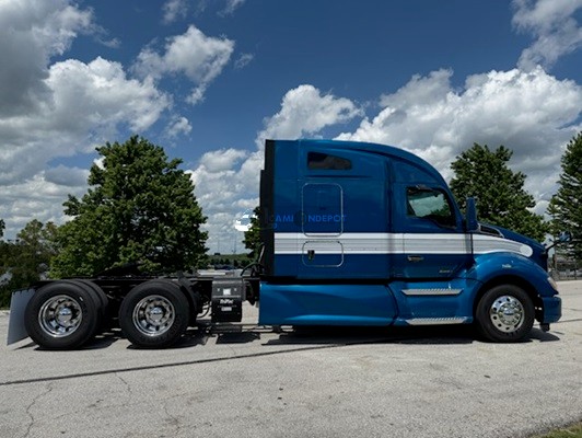 Truck Thumbnail 2