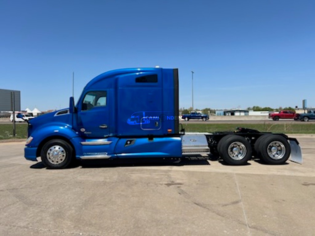 Truck Thumbnail 4
