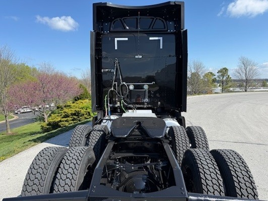 Truck Thumbnail 2