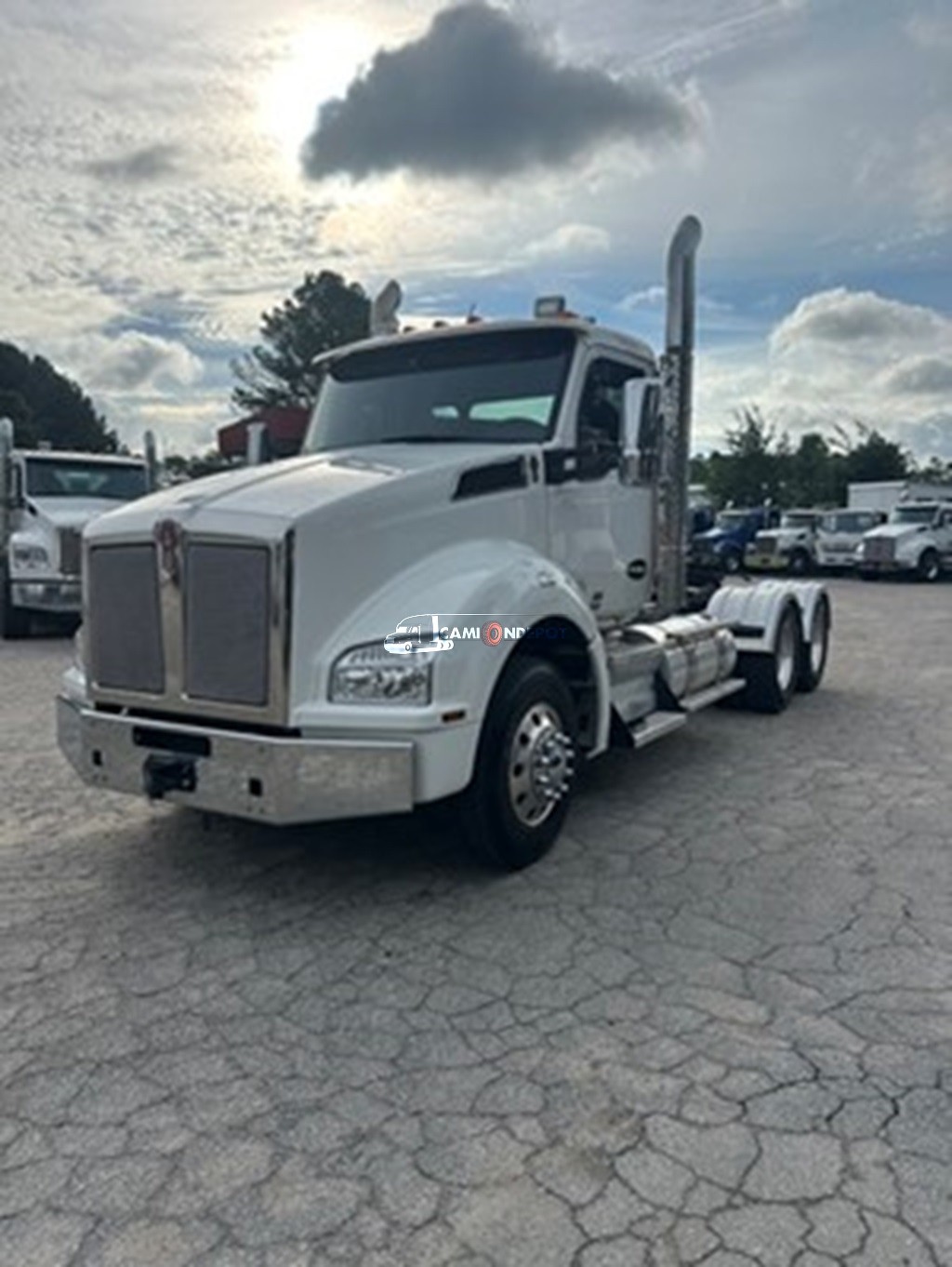 Truck Thumbnail 3