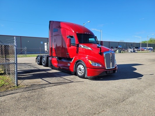 Truck Thumbnail 3