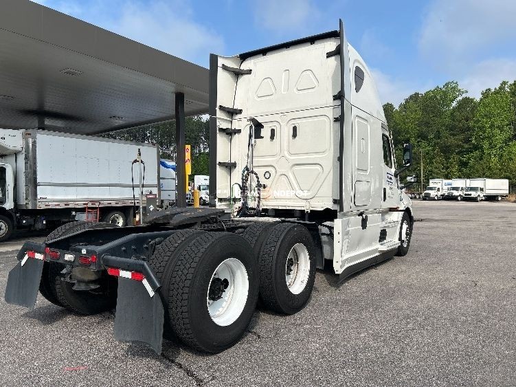 Truck Thumbnail 3