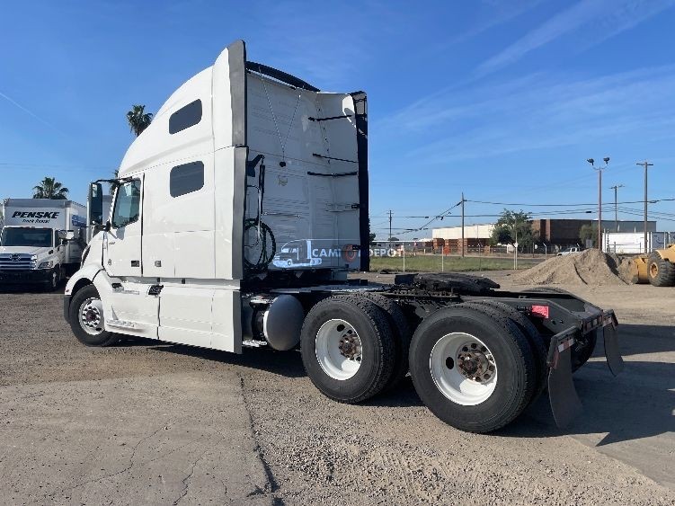 Truck Thumbnail 5