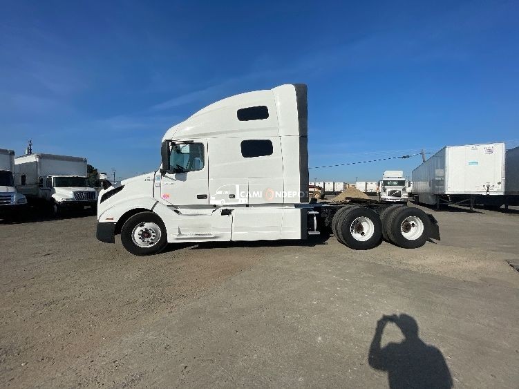 Truck Thumbnail 4