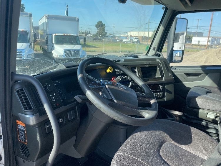 Truck Thumbnail 7