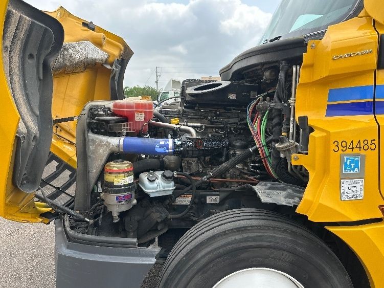 Truck Thumbnail 10