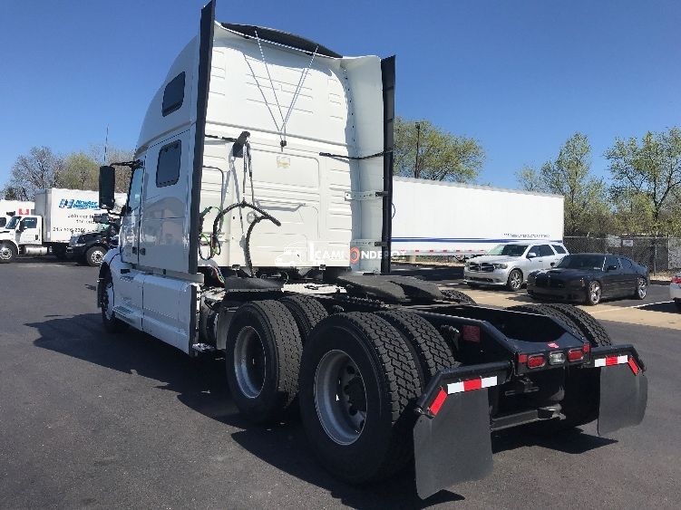 Truck Thumbnail 5